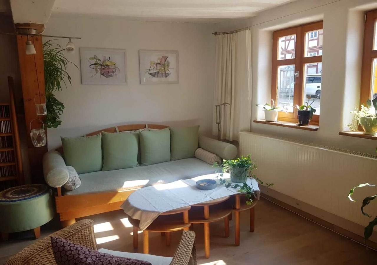 Aeltestes Haus In Quentel - Ferienwohnung 1 Mit Kleinem Garten Lichtenau Exteriör bild